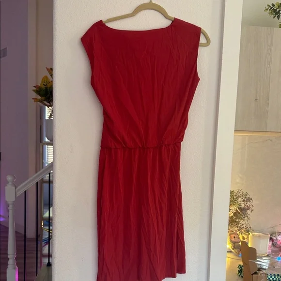DVF Diane Von Furstenberg Elegant Red Dress - Picture 3 of 4